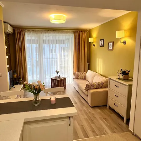 Blossom Nest - 1br With Terrace And Underground Parking