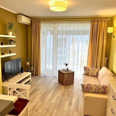 公寓 Blossom Nest - 1br With Terrace And Underground Parking 布加勒斯特