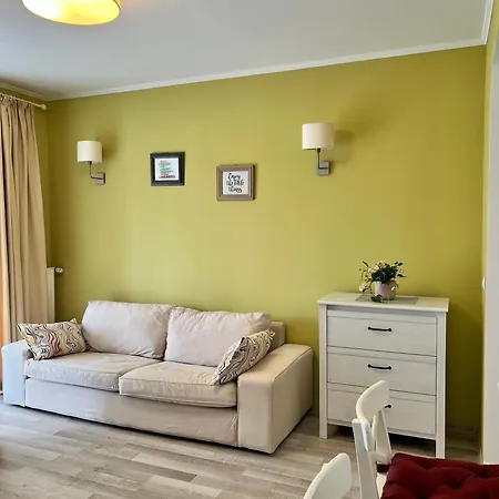 Apartamento Blossom Nest - 1br With Terrace And Underground Parking Bucarest