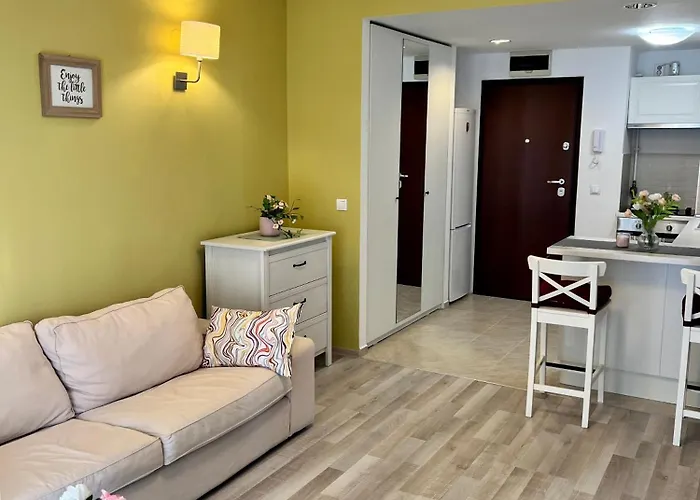 Blossom Nest - 1br With Terrace And Underground Parking