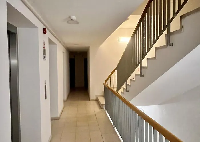 Blossom Nest - 1br With Terrace And Underground Parking *