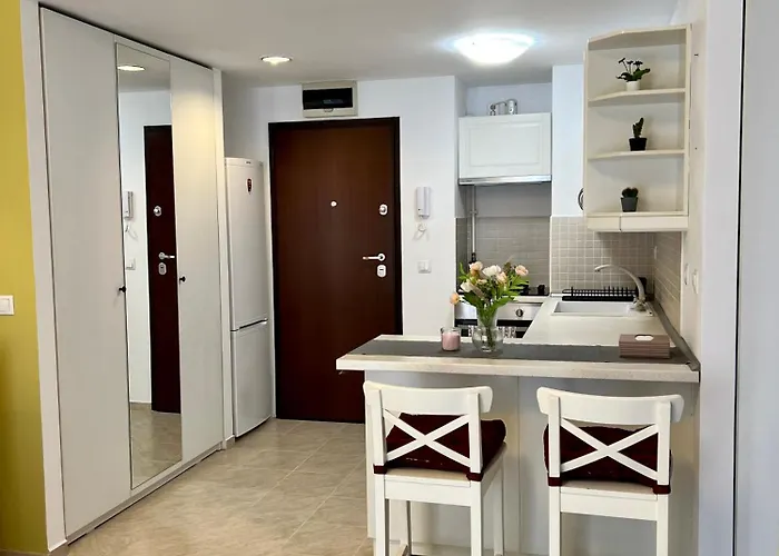 Blossom Nest - 1br With Terrace And Underground Parking Appartamento Bucarest