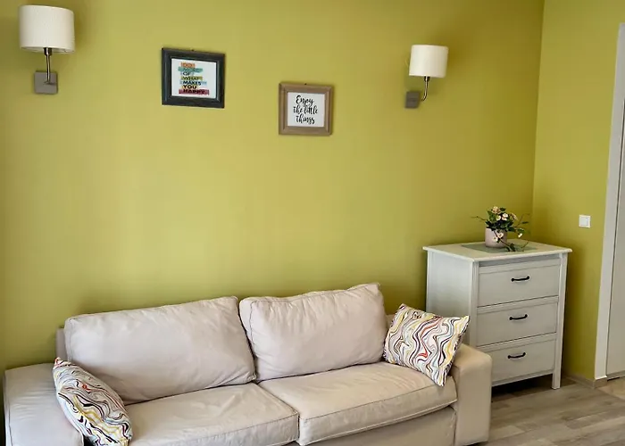 Blossom Nest - 1br With Terrace And Underground Parking *